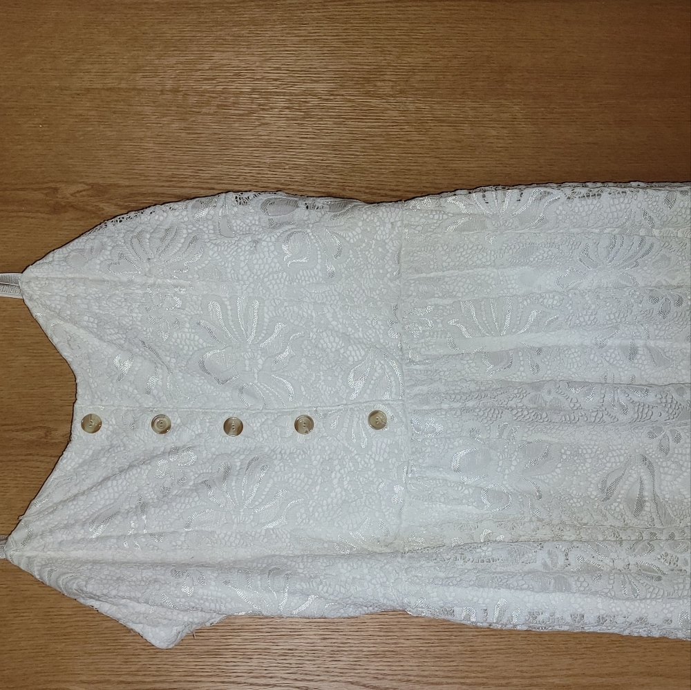 White lace floral dress